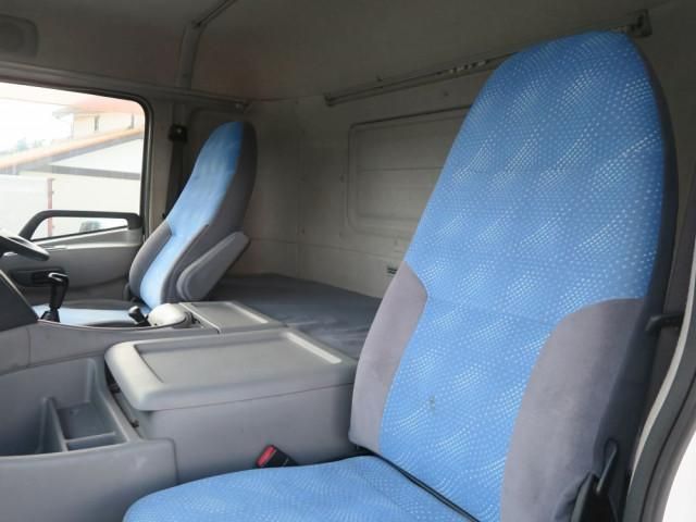 NISSAN DIESEL QUON 2009 Image 31