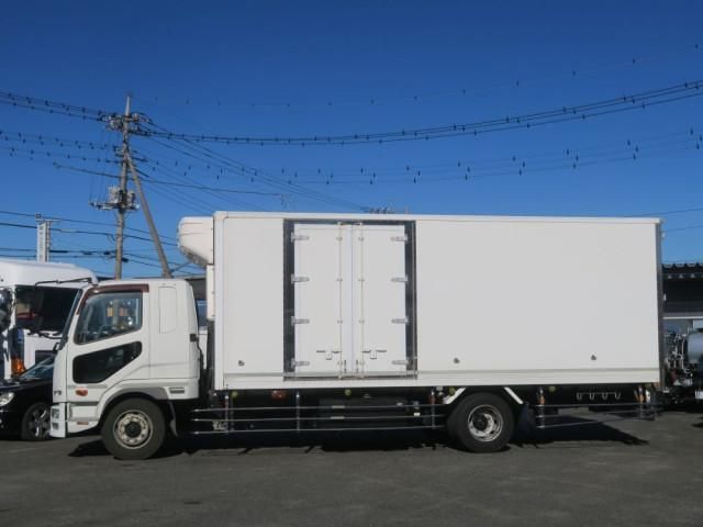 MITSUBISHI FUSOU FIGHTER 2015 Image 31