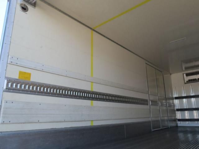 MITSUBISHI FUSOU FIGHTER 2015 Image 31