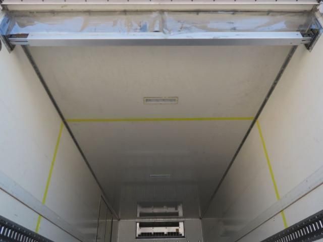 MITSUBISHI FUSOU FIGHTER 2015 Image 31