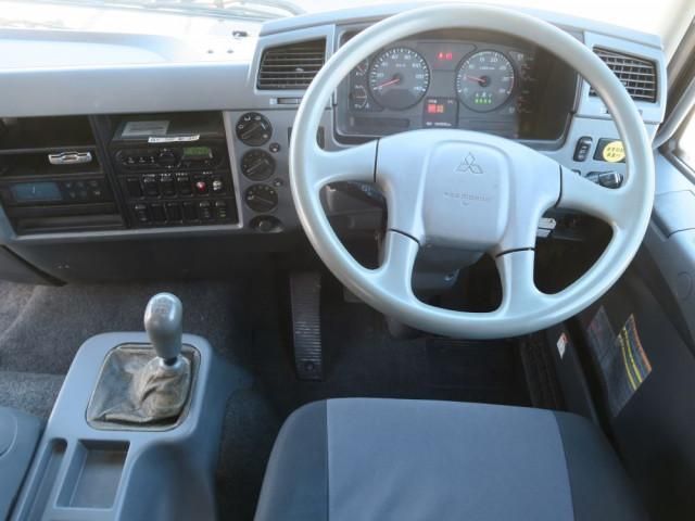 MITSUBISHI FUSOU FIGHTER 2015 Image 31