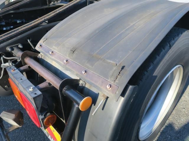 NISSAN DIESEL QUON 2013 Image 31