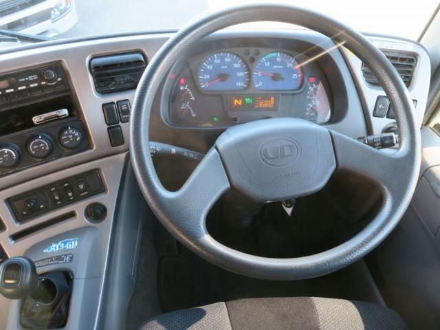 NISSAN DIESEL QUON 2013 Image 31