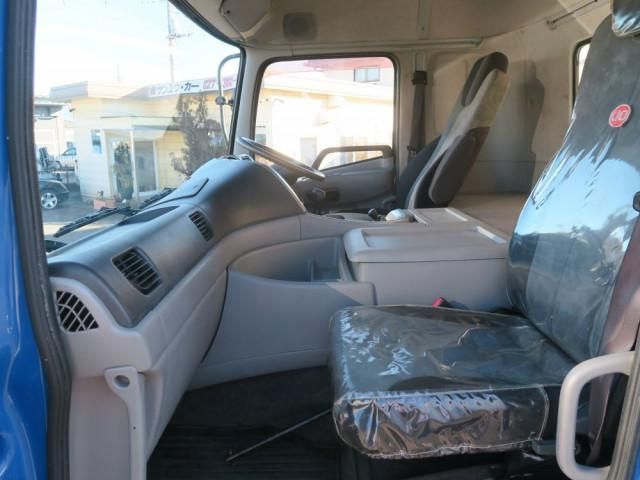 NISSAN DIESEL QUON 2013 Image 31