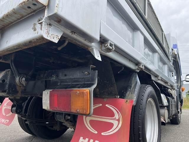 HINO DUTRO 2012 Image 31