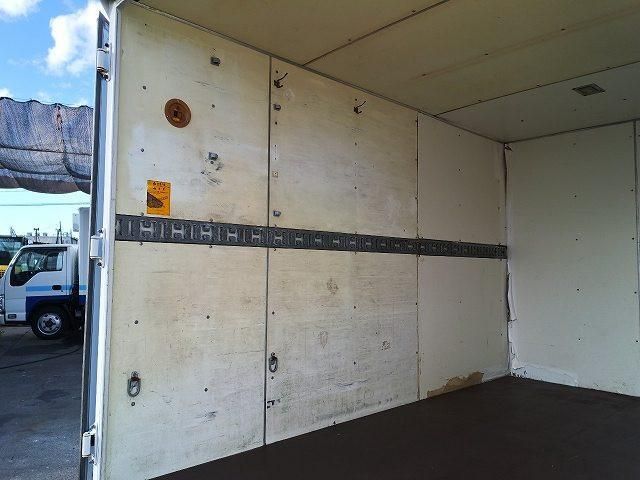 ISUZU ELF 2007 Image 31