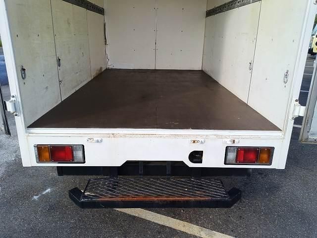 ISUZU ELF 2007 Image 31