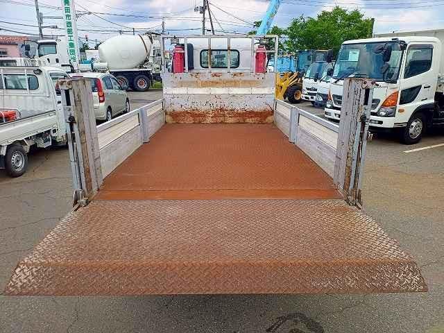 HINO DUTRO 2004 Image 31