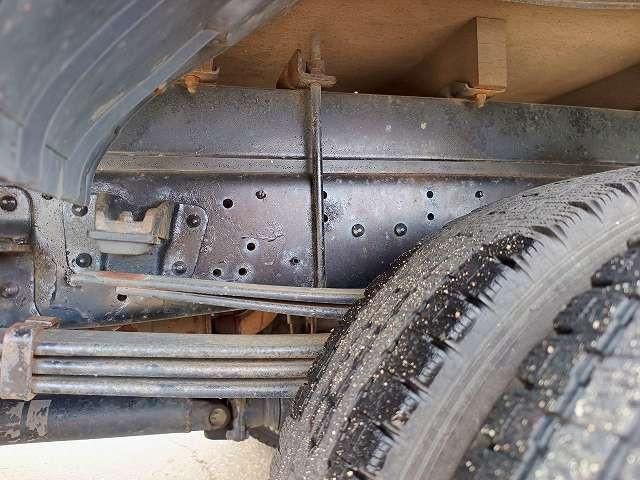 HINO DUTRO 2004 Image 31