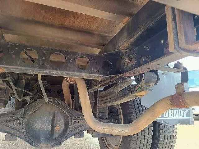 HINO DUTRO 2004 Image 31