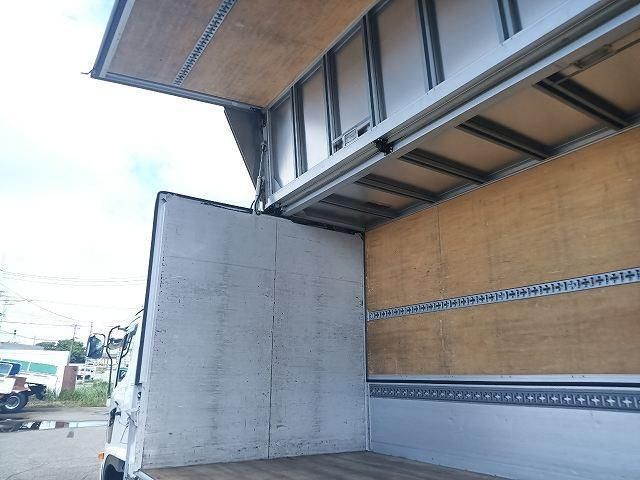 HINO RANGER 2011 Image 31