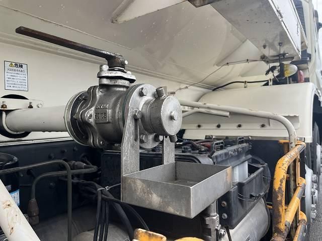 MITSUBISHI FUSOU SUPER GREAT 2004 Image 31