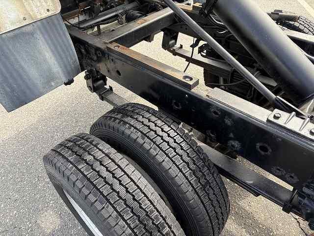 ISUZU ELF 2012 Image 31