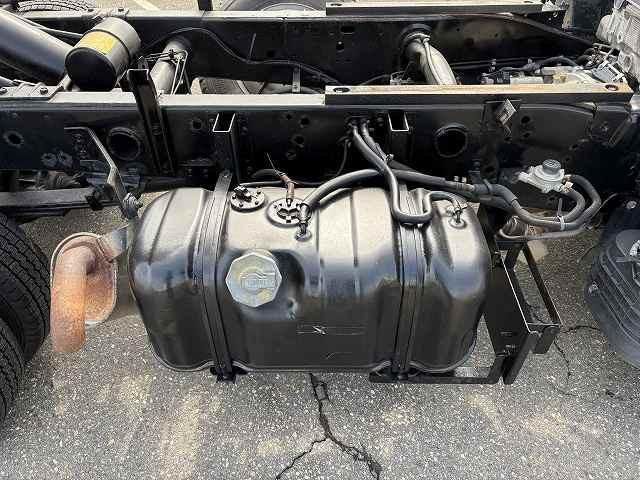 ISUZU ELF 2012 Image 31