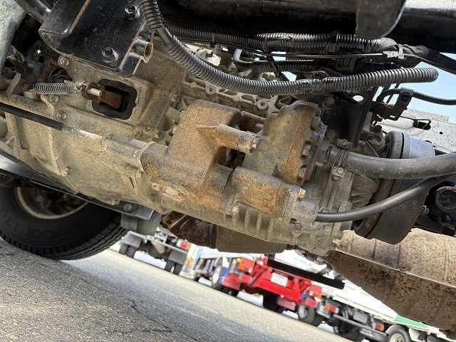 ISUZU ELF 2012 Image 31