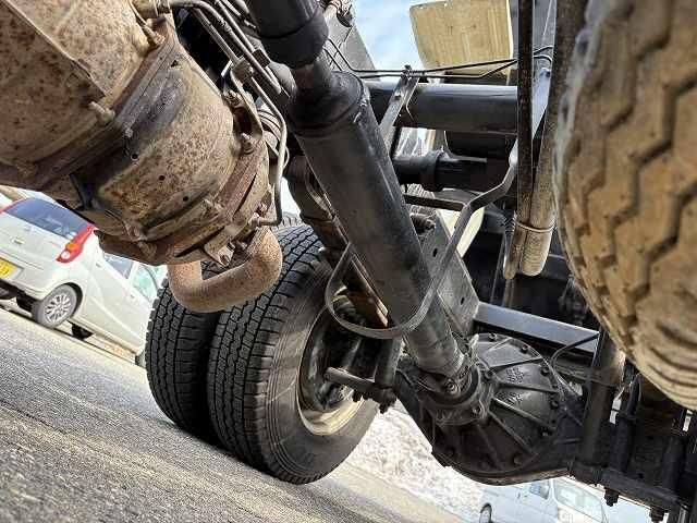 ISUZU ELF 2012 Image 31