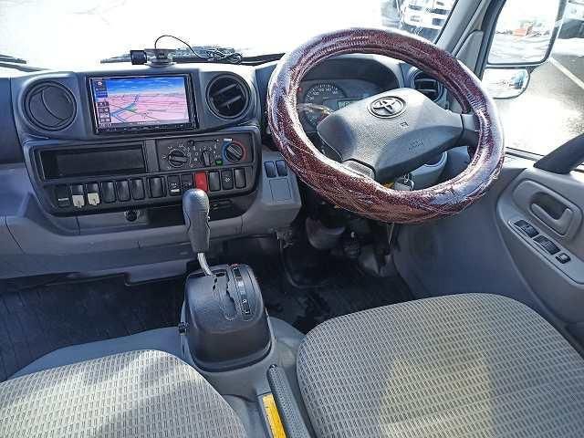 TOYOTA DYNA 2019 Image 31