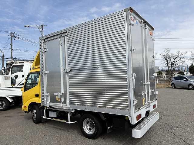 HINO DUTRO 2020 Image 31