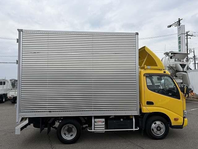 HINO DUTRO 2020 Image 31