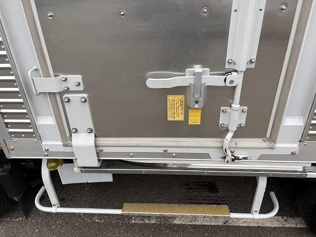 HINO DUTRO 2020 Image 31