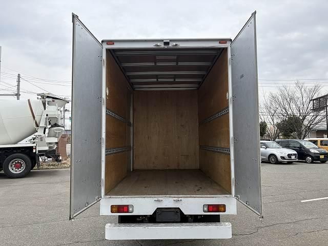 HINO DUTRO 2020 Image 31