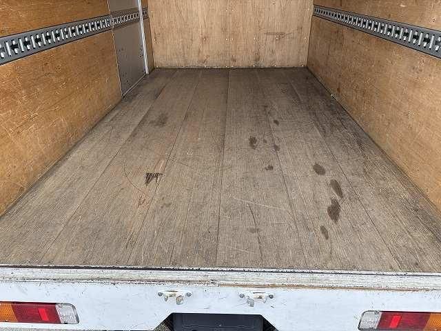 HINO DUTRO 2020 Image 31