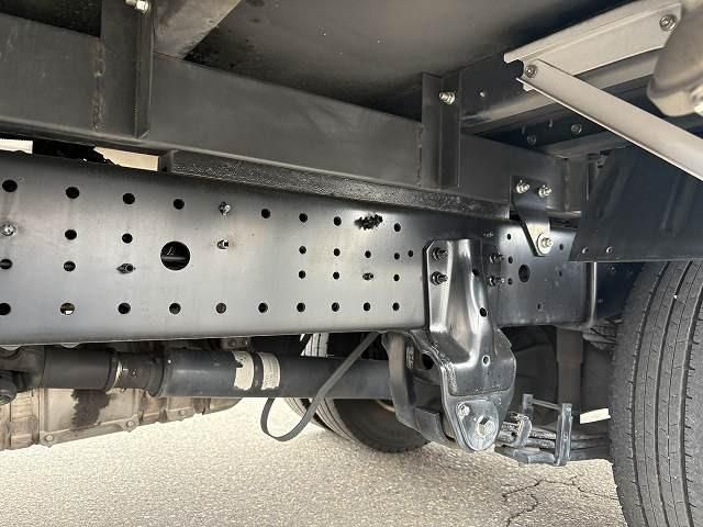 HINO DUTRO 2020 Image 31