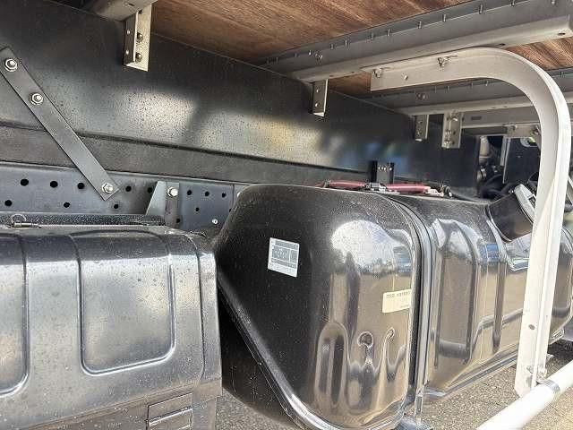 ISUZU ELF 2017 Image 31