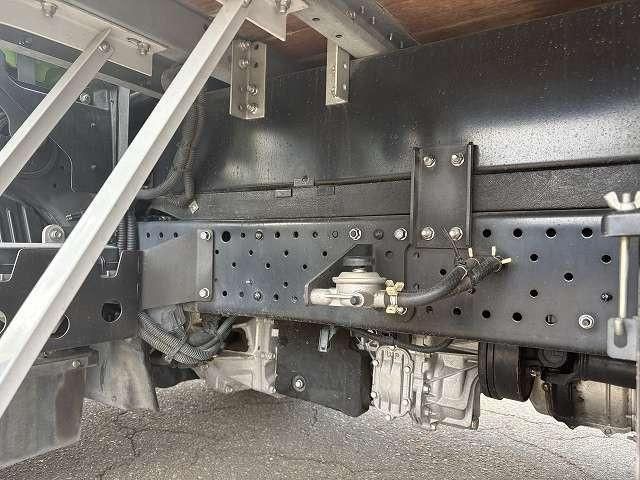 ISUZU ELF 2017 Image 31