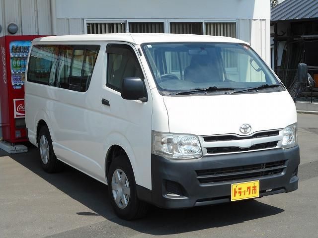 TOYOTA HIACE VAN 4WD 2013 Image 31