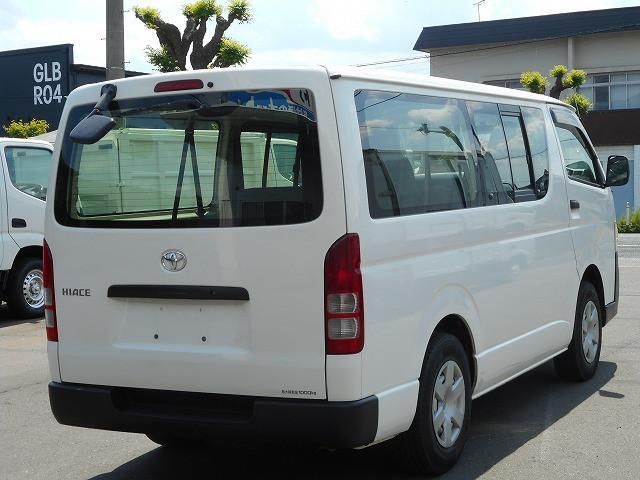 TOYOTA HIACE VAN 4WD 2013 Image 31