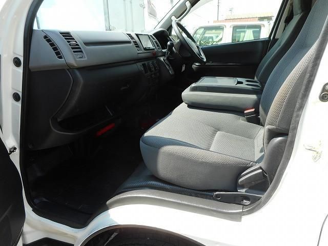 TOYOTA HIACE VAN 4WD 2013 Image 31