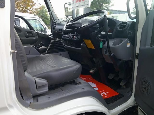 HINO DUTRO 2016 Image 31