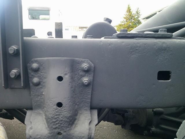 HINO DUTRO 2016 Image 31