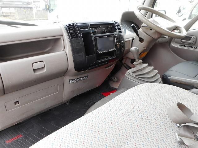 TOYOTA DYNA 2005 Image 31