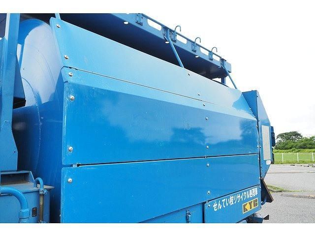 HINO DUTRO 2001 Image 31