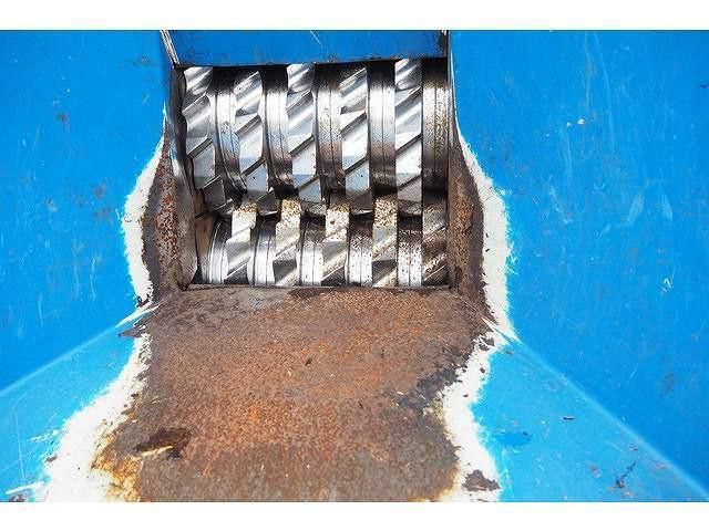 HINO DUTRO 2001 Image 31