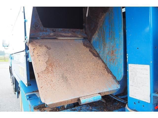 HINO DUTRO 2001 Image 31