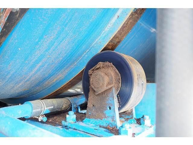 HINO DUTRO 2001 Image 31