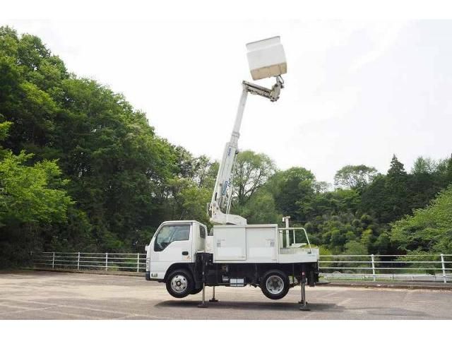 ISUZU ELF 2016 Image 31