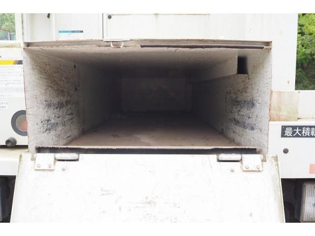 ISUZU ELF 2016 Image 31