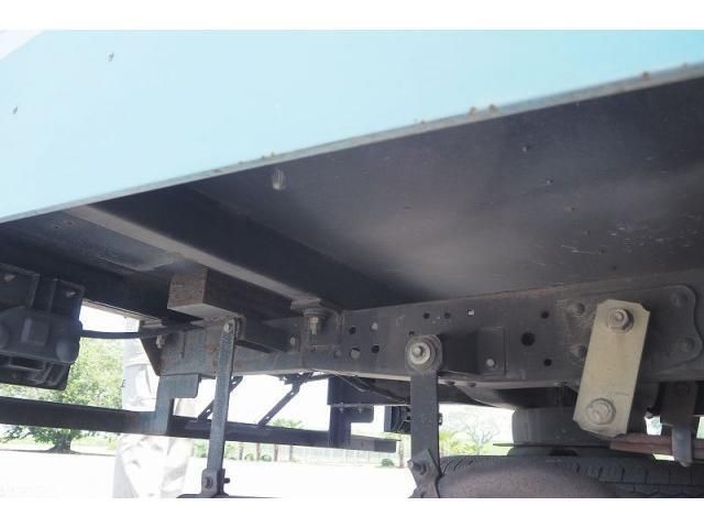 ISUZU ELF 2010 Image 31