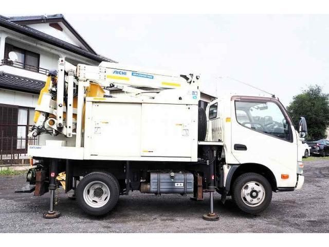 HINO DUTRO 2016 Image 31