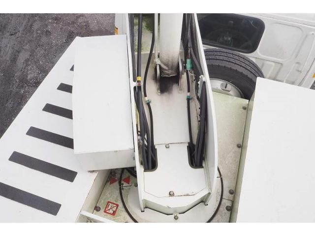 HINO DUTRO 2016 Image 31