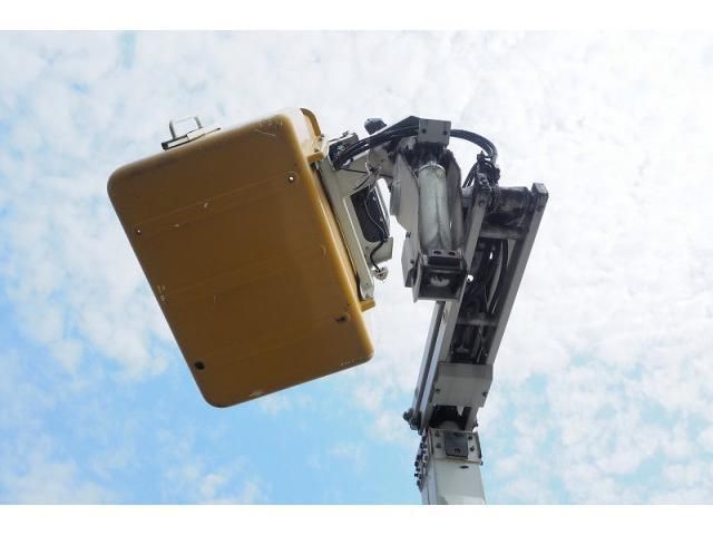 HINO DUTRO 2016 Image 31