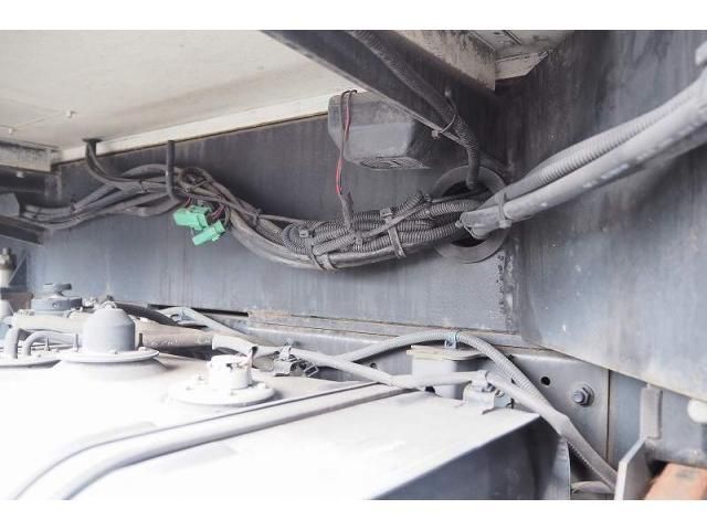 HINO DUTRO 2016 Image 31