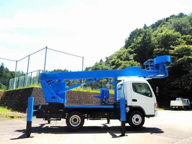 MITSUBISHI CANTER 2004 Image 31