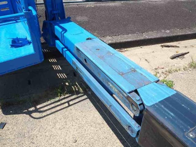 MITSUBISHI CANTER 2004 Image 31