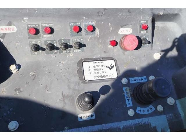 ISUZU ELF 2006 Image 31