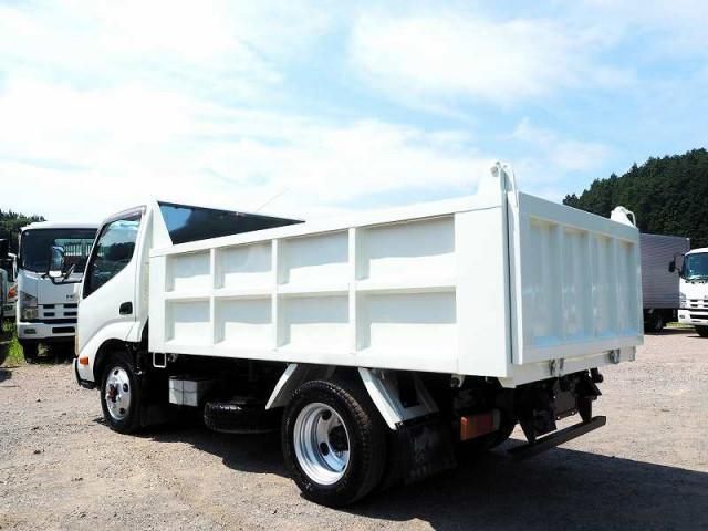 HINO DUTRO 2012 Image 31